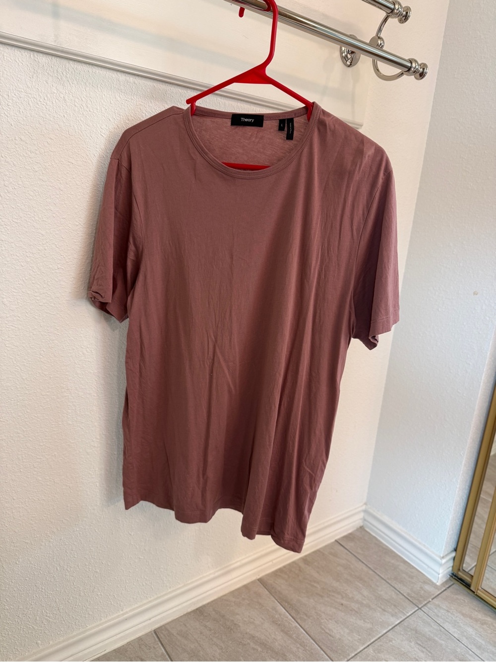Theory Men's Short Sleeve Crewneck T-Shirt in Mauve